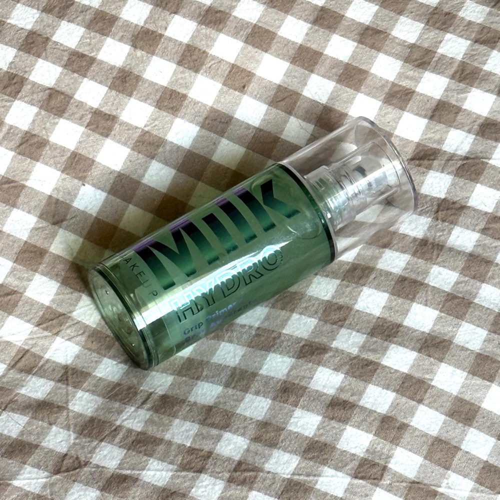 Milk Hydro Grip Primer